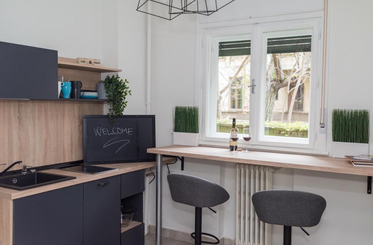 Explore The From Its Center In A Chic Balcony * Bucharest